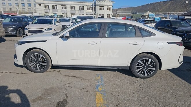 Changan Qiyuan A05 2025, 0 km - 1.5 л - Bakı