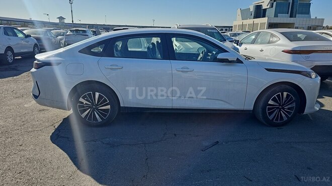 Changan Qiyuan A05 2025, 0 km - 1.5 л - Bakı