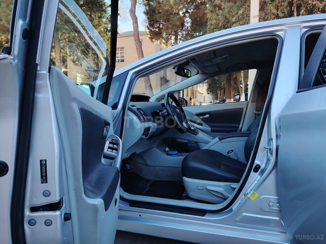 Toyota Prius 2011, 321,869 km - 1.8 l - Bakı