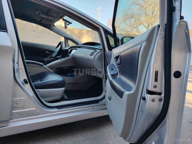Toyota Prius 2011, 321,869 km - 1.8 l - Bakı