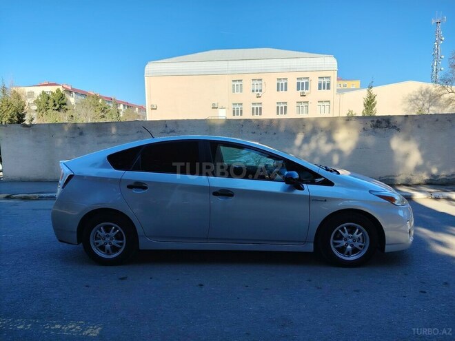 Toyota Prius 2011, 321,869 km - 1.8 l - Bakı
