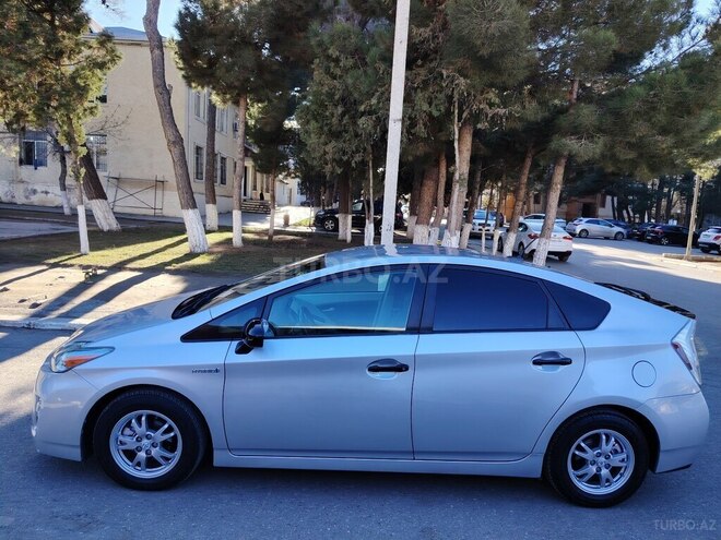Toyota Prius 2011, 321,869 km - 1.8 l - Bakı