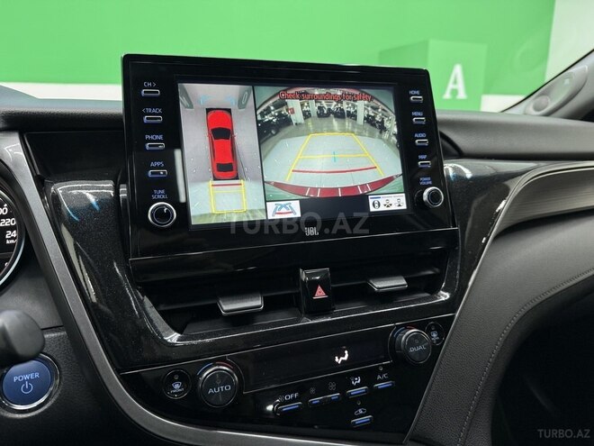 Toyota Camry-17