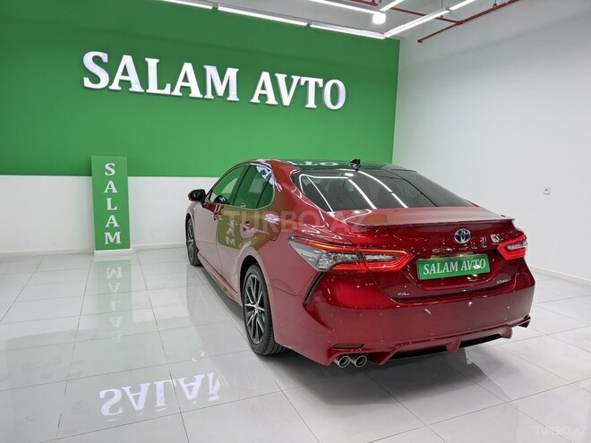 Toyota Camry-4