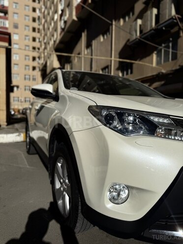 Toyota RAV4-2