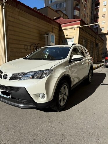 Toyota RAV4-10
