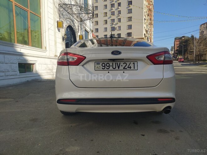 Ford Fusion (North America) 2012, 365,100 km - 2.0 л - Bakı