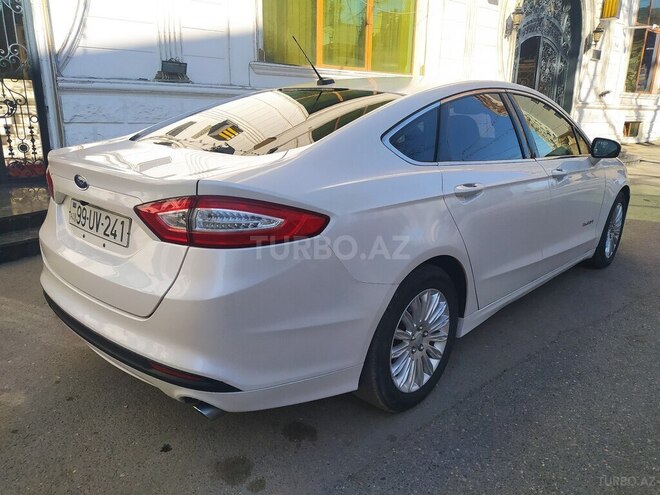 Ford Fusion (North America) 2012, 365,100 km - 2.0 л - Bakı