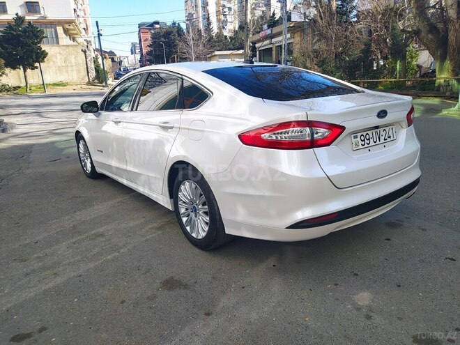 Ford Fusion (North America) 2012, 365,100 km - 2.0 л - Bakı