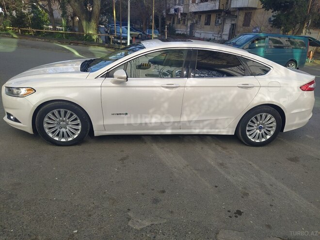 Ford Fusion (North America) 2012, 365,100 km - 2.0 л - Bakı