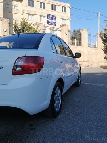 Kia Rio 2011, 378,000 km - 1.4 л - Bakı