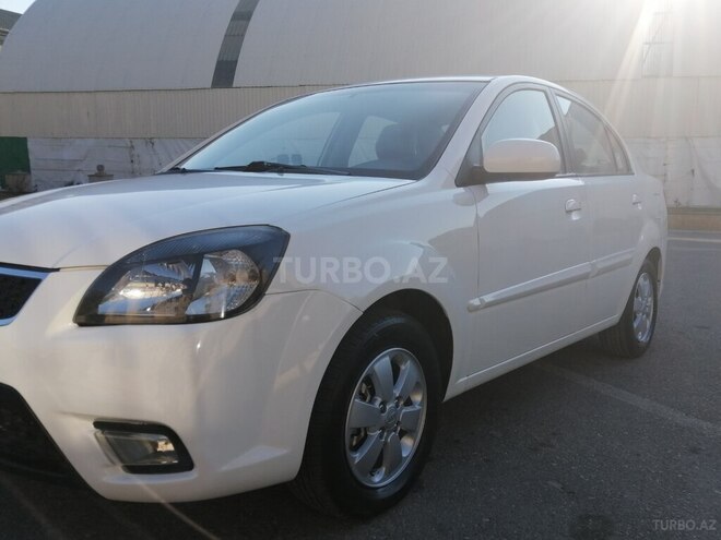 Kia Rio 2011, 378,000 km - 1.4 л - Bakı