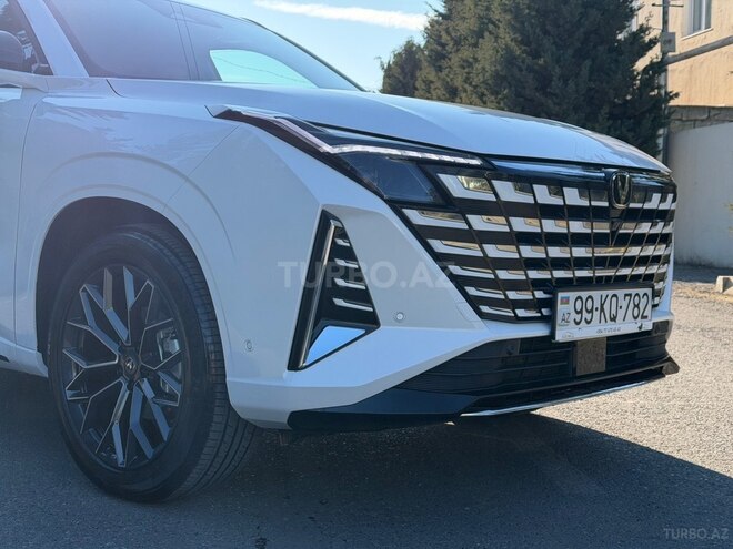 Changan  2025, 9,400 km - 1.5 l - Bakı