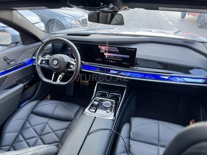 BMW 740-8