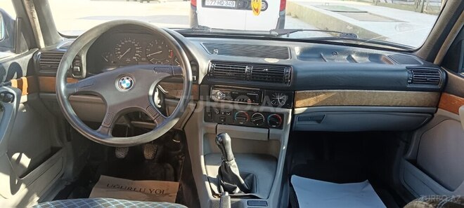 BMW 730 1988, 300,000 km - 3.0 l - Bakı