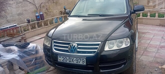 Volkswagen Touareg-1