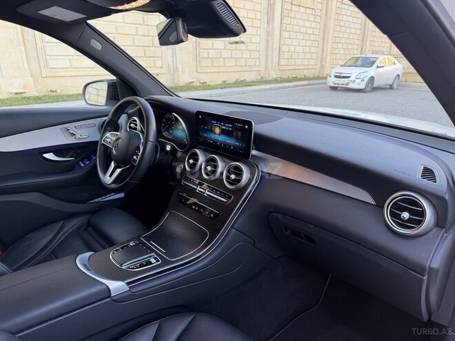 Mercedes GLC 300 2022, 60,808 km - 2.0 l - Bakı