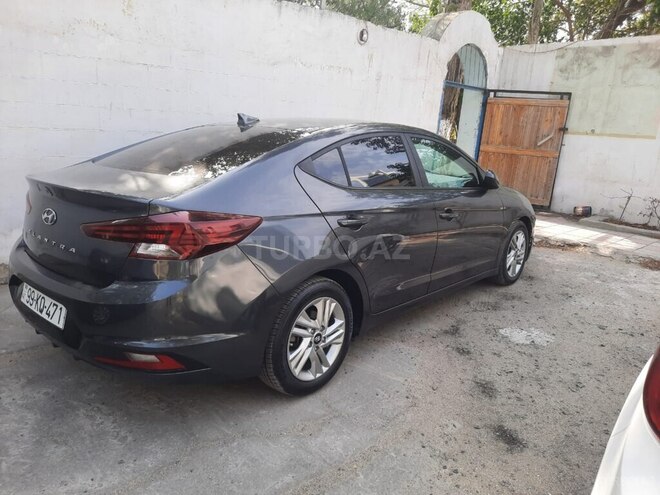 Hyundai Elantra 2019, 143,000 km - 2.0 l - Bakı