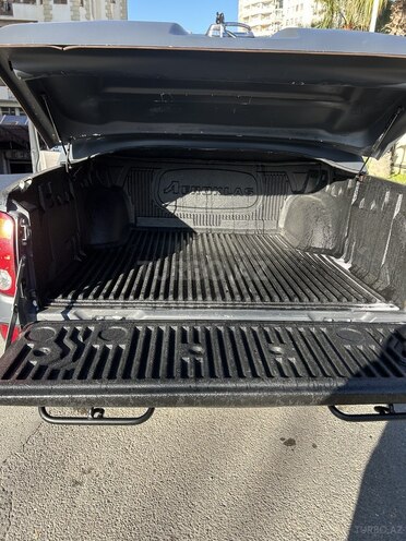 Mitsubishi L200 2008, 360,000 km - 2.5 l - Bakı