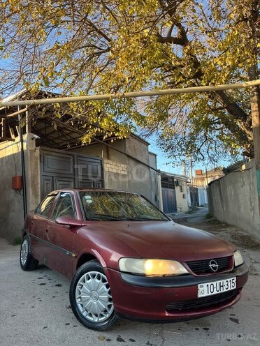 Opel Vectra 1996, 280,000 km - 1.6 l - Bakı