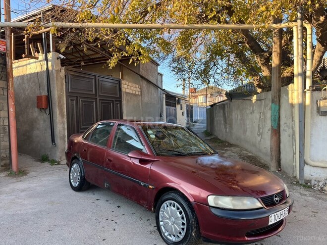 Opel Vectra 1996, 280,000 km - 1.6 l - Bakı
