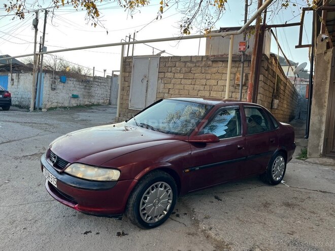 Opel Vectra 1996, 280,000 km - 1.6 l - Bakı