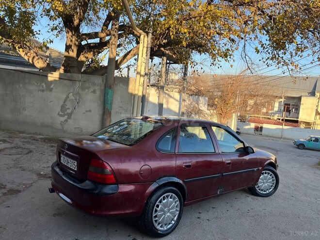 Opel Vectra 1996, 280,000 km - 1.6 l - Bakı