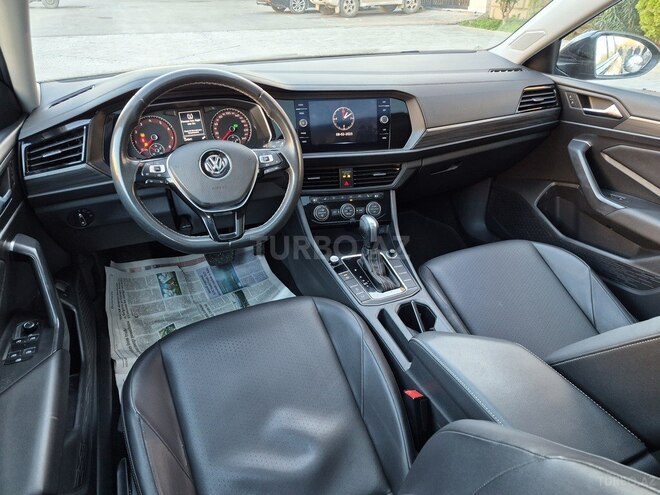 Volkswagen Jetta-6