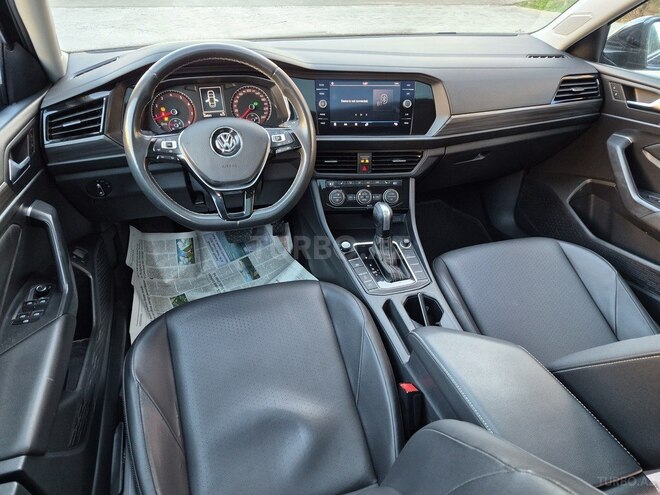 Volkswagen Jetta-9