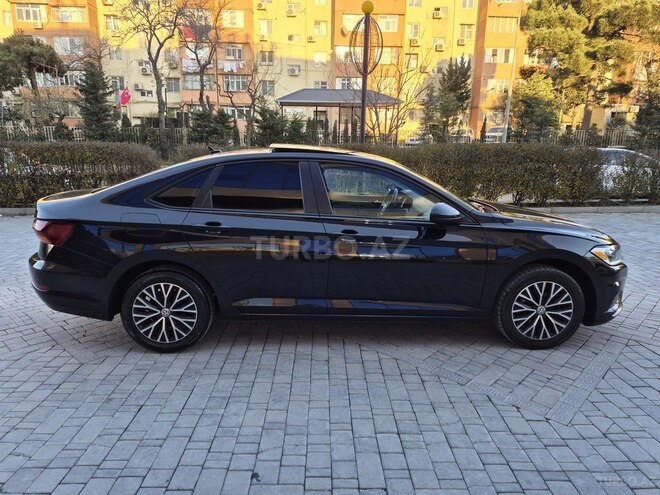 Volkswagen Jetta-18