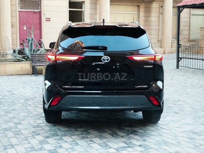 Toyota Highlander 2023, 76,000 km - 2.5 l - Bakı