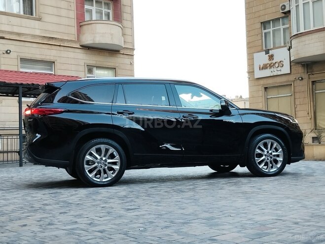 Toyota Highlander 2023, 76,000 km - 2.5 l - Bakı