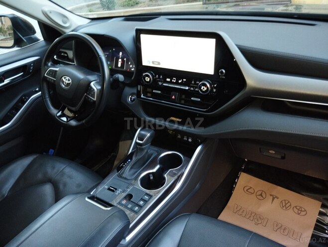 Toyota Highlander 2023, 76,000 km - 2.5 l - Bakı