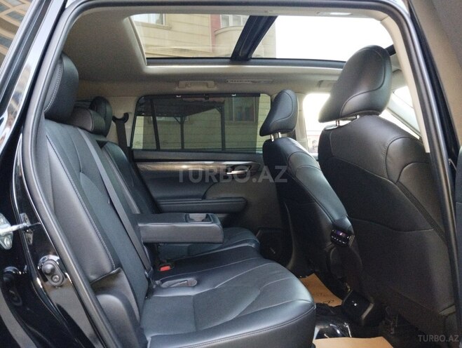 Toyota Highlander 2023, 76,000 km - 2.5 l - Bakı