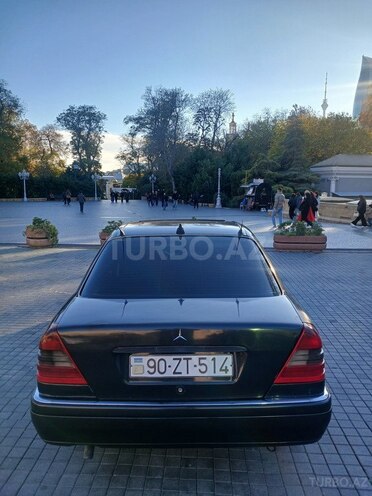 Mercedes C 250 1995, 523,682 km - 2.5 l - Bakı