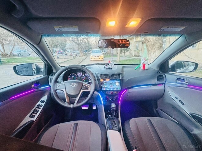 Hyundai Accent 2017, 129,013 km - 1.6 l - Bakı
