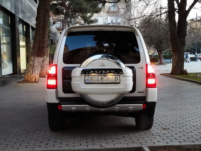 Mitsubishi Pajero 2007, 222,000 km - 3.0 л - Bakı