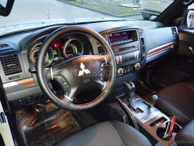 Mitsubishi Pajero 2007, 222,000 km - 3.0 л - Bakı