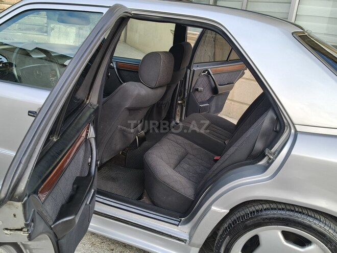Mercedes 220 E 1995, 400,000 km - 2.2 l - Bakı
