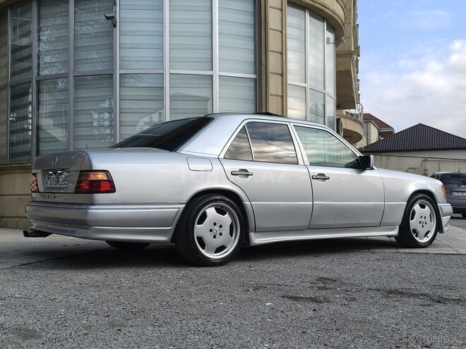 Mercedes 220 E 1995, 400,000 km - 2.2 l - Bakı