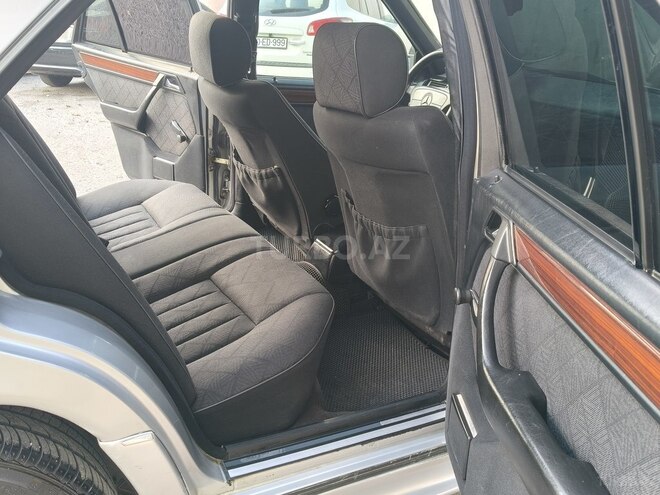 Mercedes 220 E 1995, 400,000 km - 2.2 l - Bakı