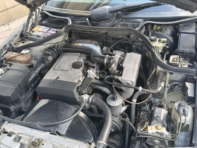 Mercedes 220 E 1995, 400,000 km - 2.2 l - Bakı