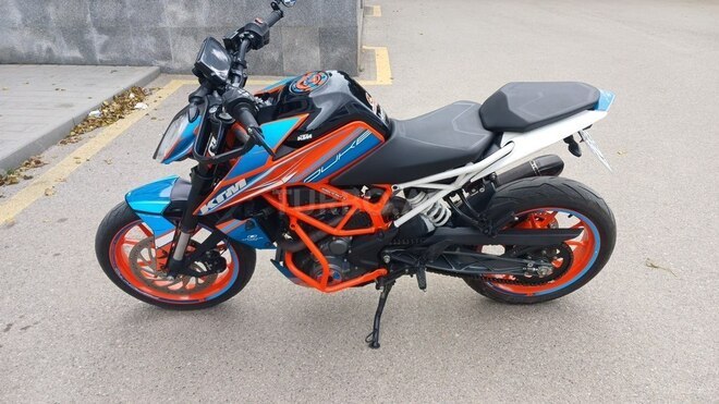 KTM 390 Duke-4
