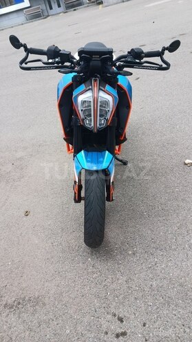 KTM 390 Duke-2