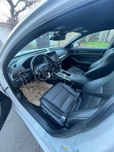 Honda Accord-9
