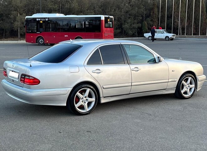 Mercedes E 230 1995, 375,800 km - 2.3 l - Gəncə