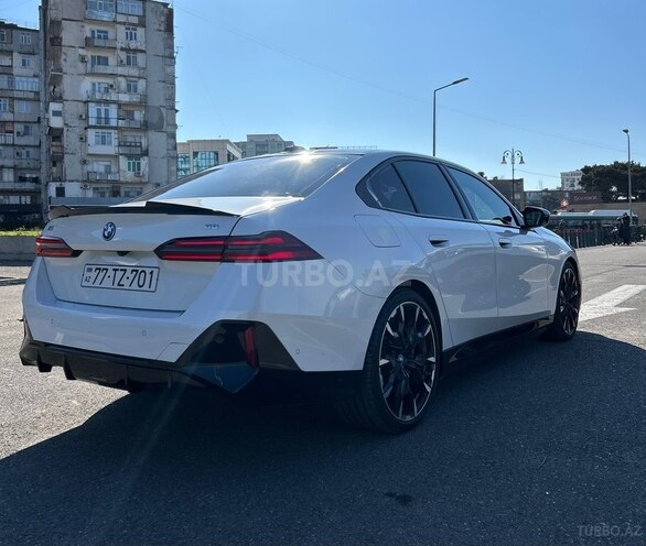 BMW i5 2024, 30,000 km - 0.0 l - Bakı