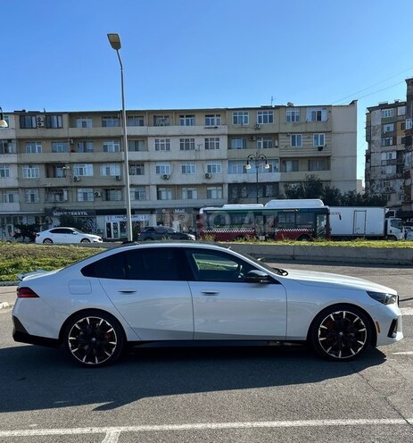 BMW i5 2024, 30,000 km - 0.0 l - Bakı