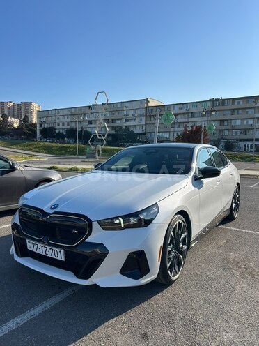 BMW i5 2024, 30,000 km - 0.0 l - Bakı