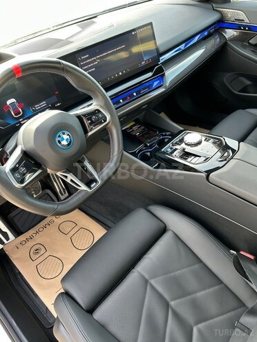 BMW i5 2024, 30,000 km - 0.0 l - Bakı